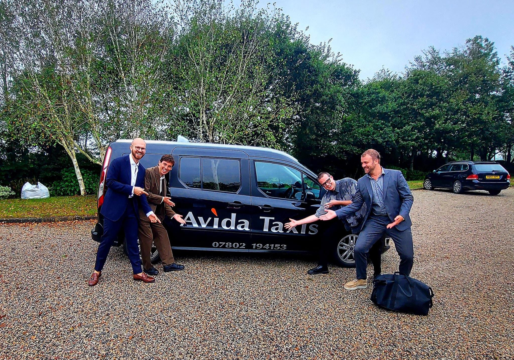 Avida taxi with its passengers